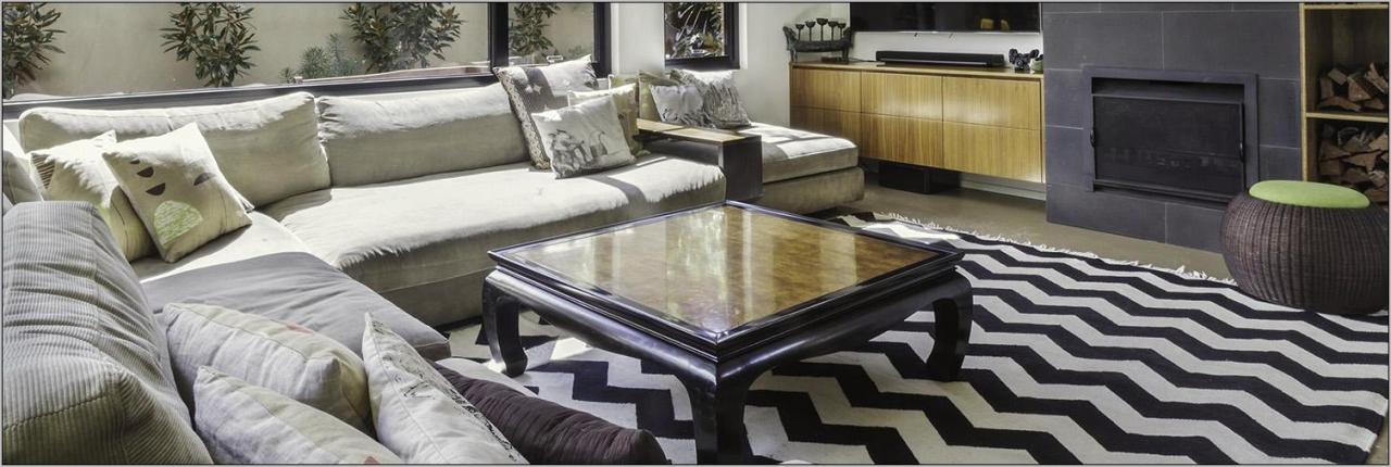 How to Decorate Your Living Room with Online Finds