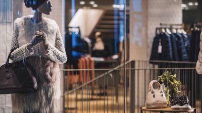 How Visual Merchandising Impacts Fashion Product Sales