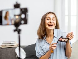 How Influencer Marketing Drives Sales in Fashion and Accessories