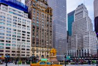 Building Brand Loyalty in the Fashion and Accessories Industry